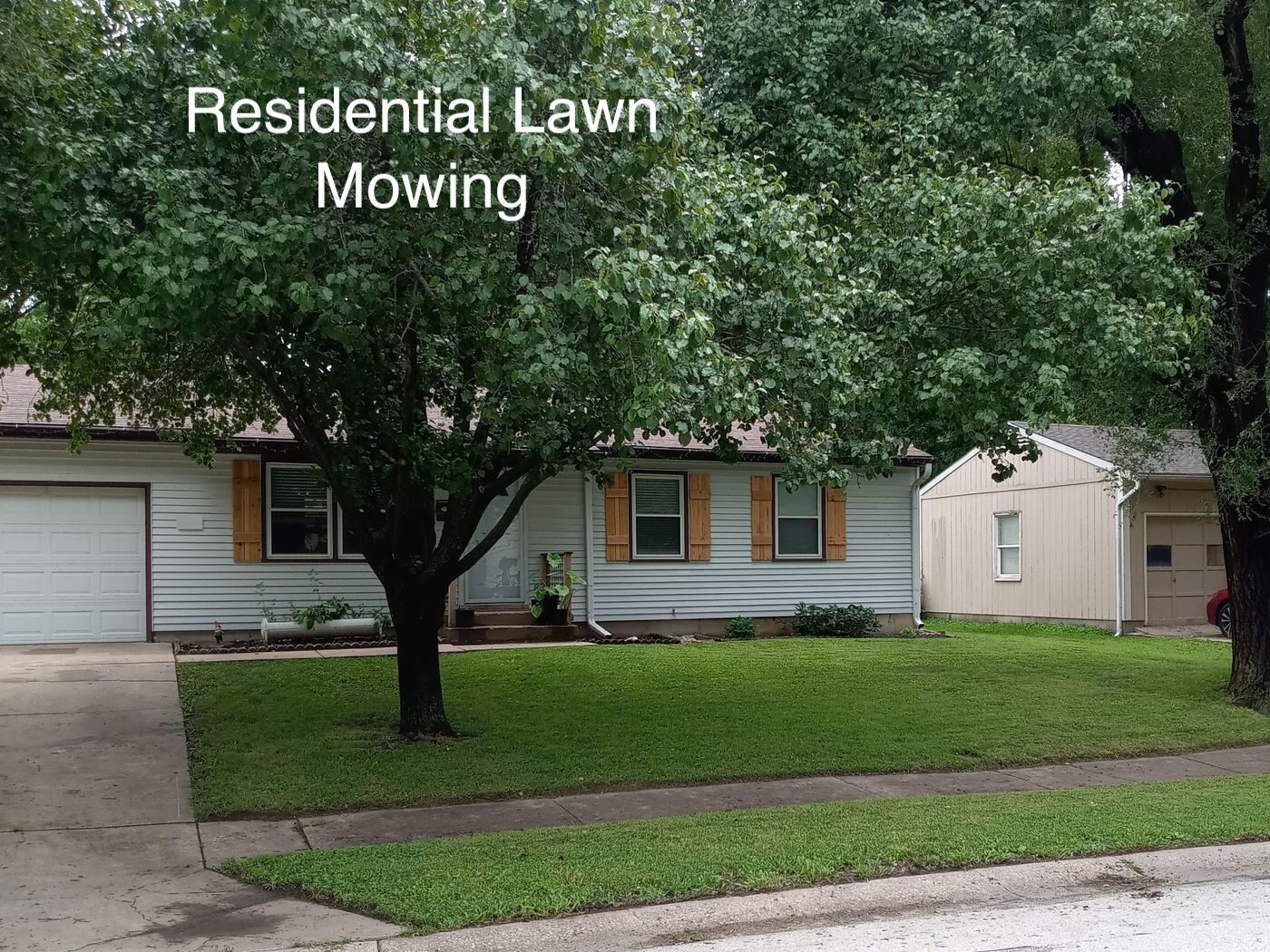 Residential Lawn Mowing